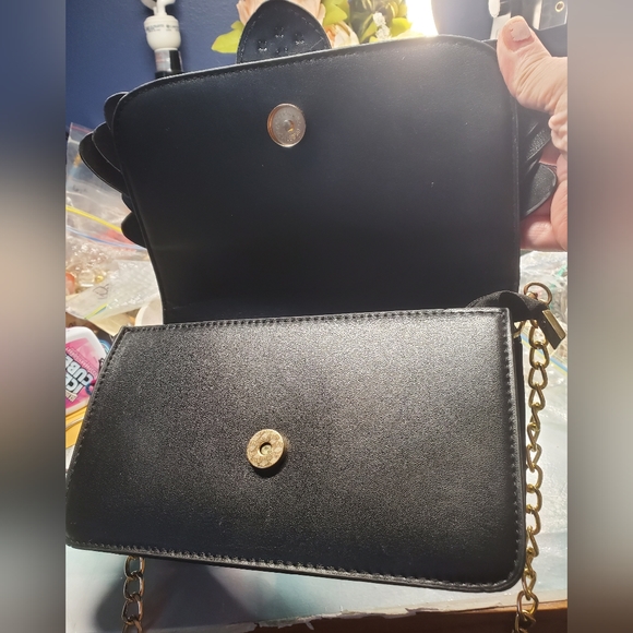 Beautiful colorful purse zipper for the inside pocket and snap button for flap - Picture 7 of 15